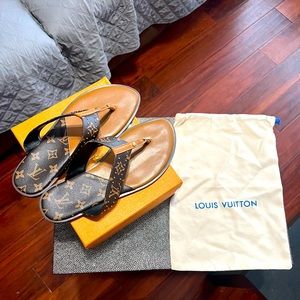 Louis Vuitton women's sandals leather , size 10, great condition